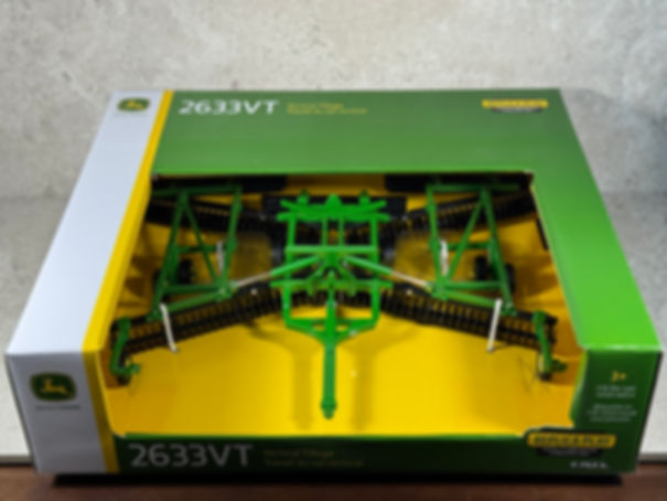 1/32 John Deere 2633VT Vertical Tillage
