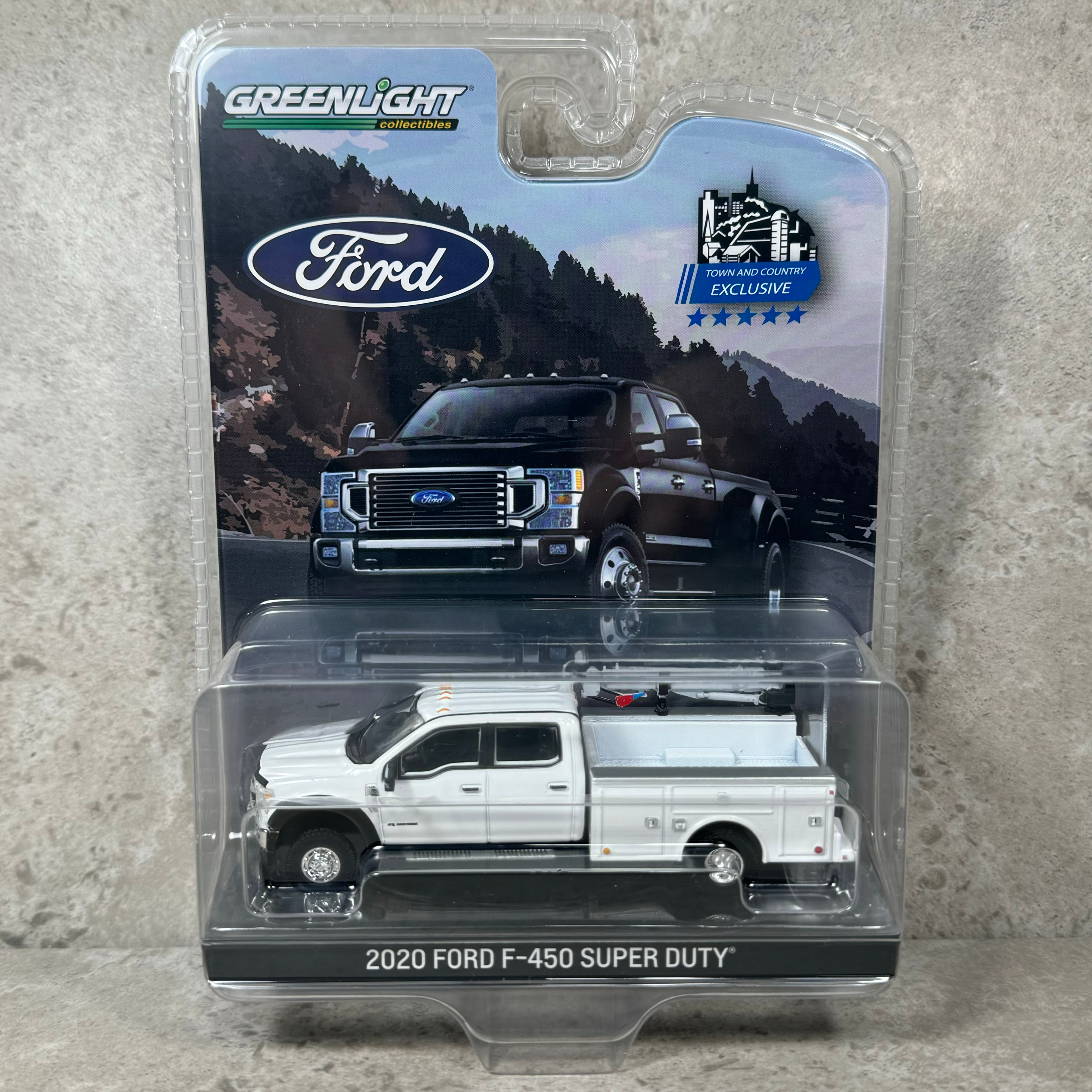 1/64 Ford F-450 Service Bed Truck Oxford White