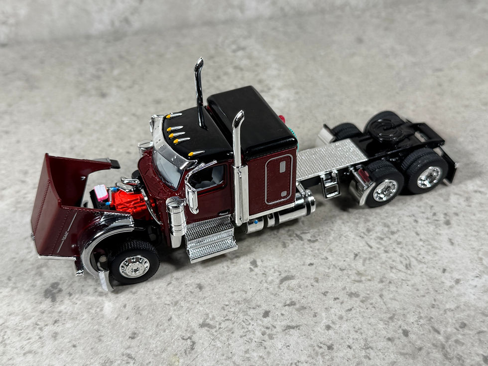 Thumbnail: 1/64 Peterbilt 589 Legendary Red/Black