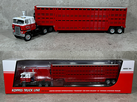 1/64 International Transtar w/ Wilson Livestock Trailer