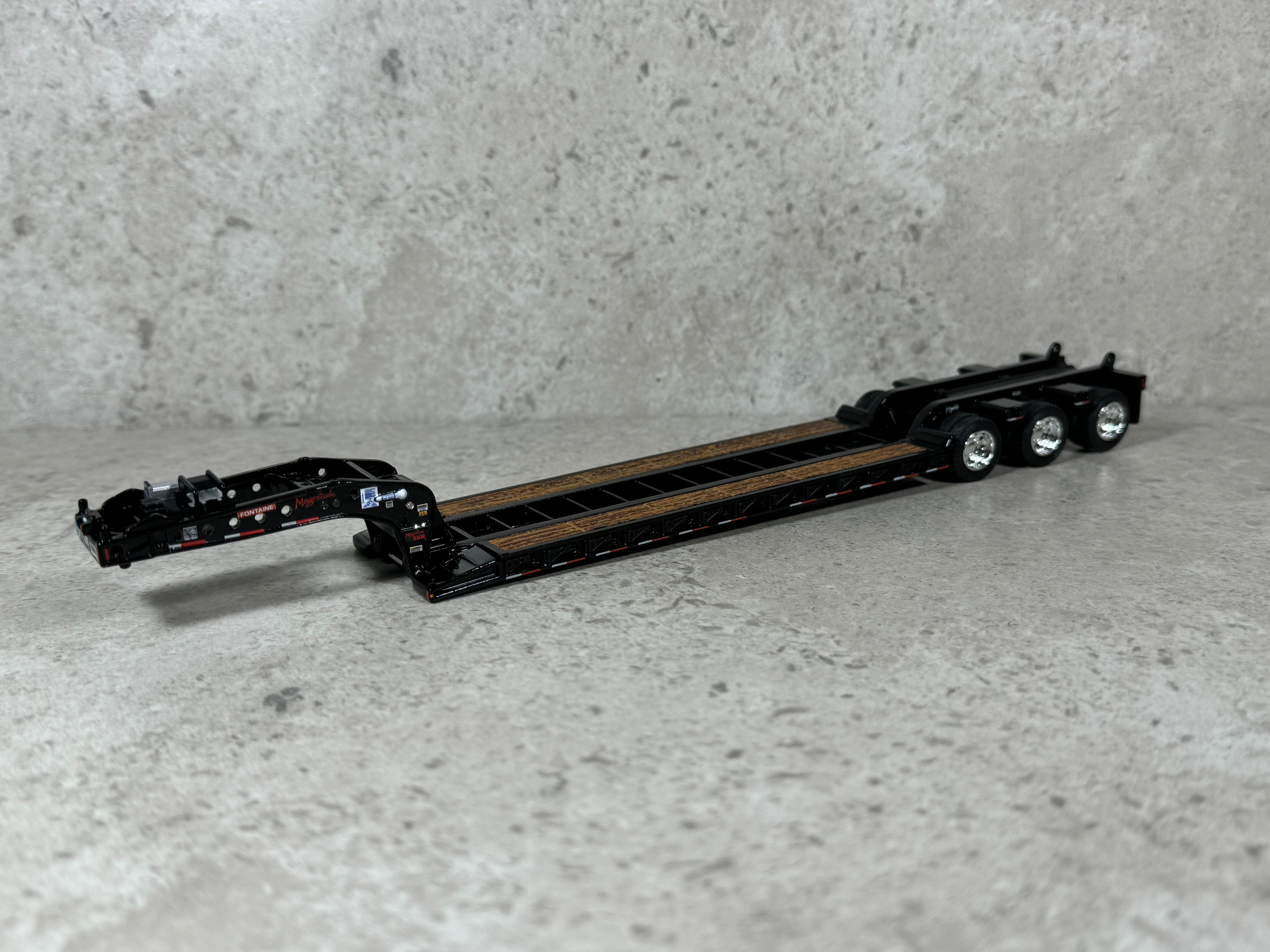 1/64 Fontaine Magnitude Lowboy Black