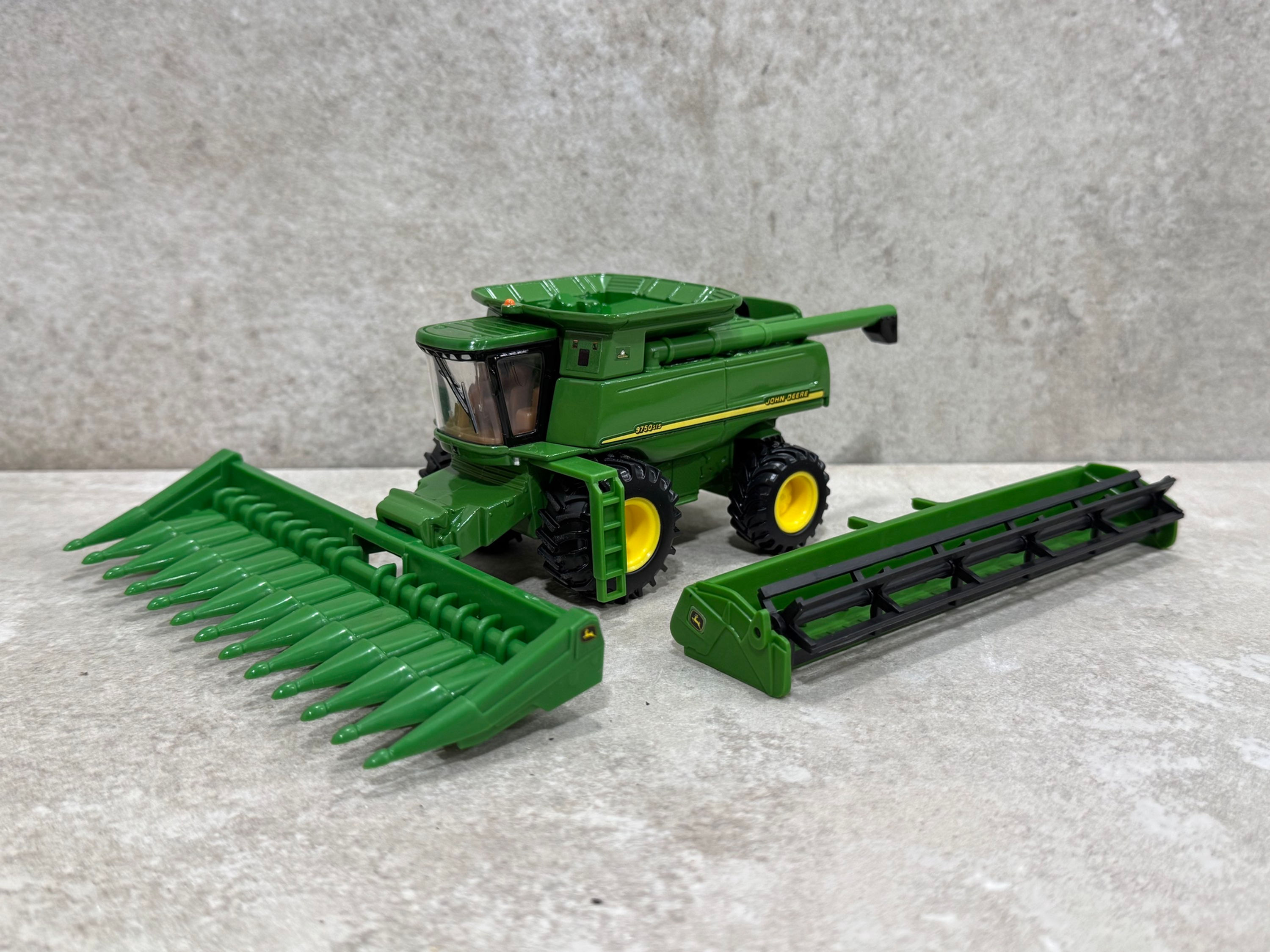 1/64 John Deere 9750STS w/ 2 Heads