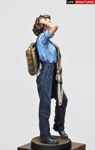 Attagirl - WW2 British ATA Pilot (1/32 scale) | life-miniatures