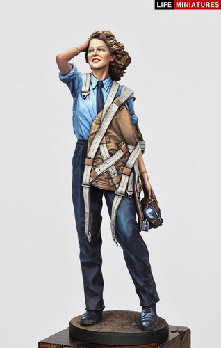Attagirl - WW2 British ATA Pilot (1/32 scale) | life-miniatures