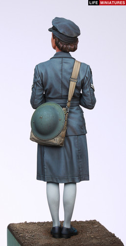 ジオラマ1/35 完成品 Life Miniatures WAAF WAAF Assistant Section