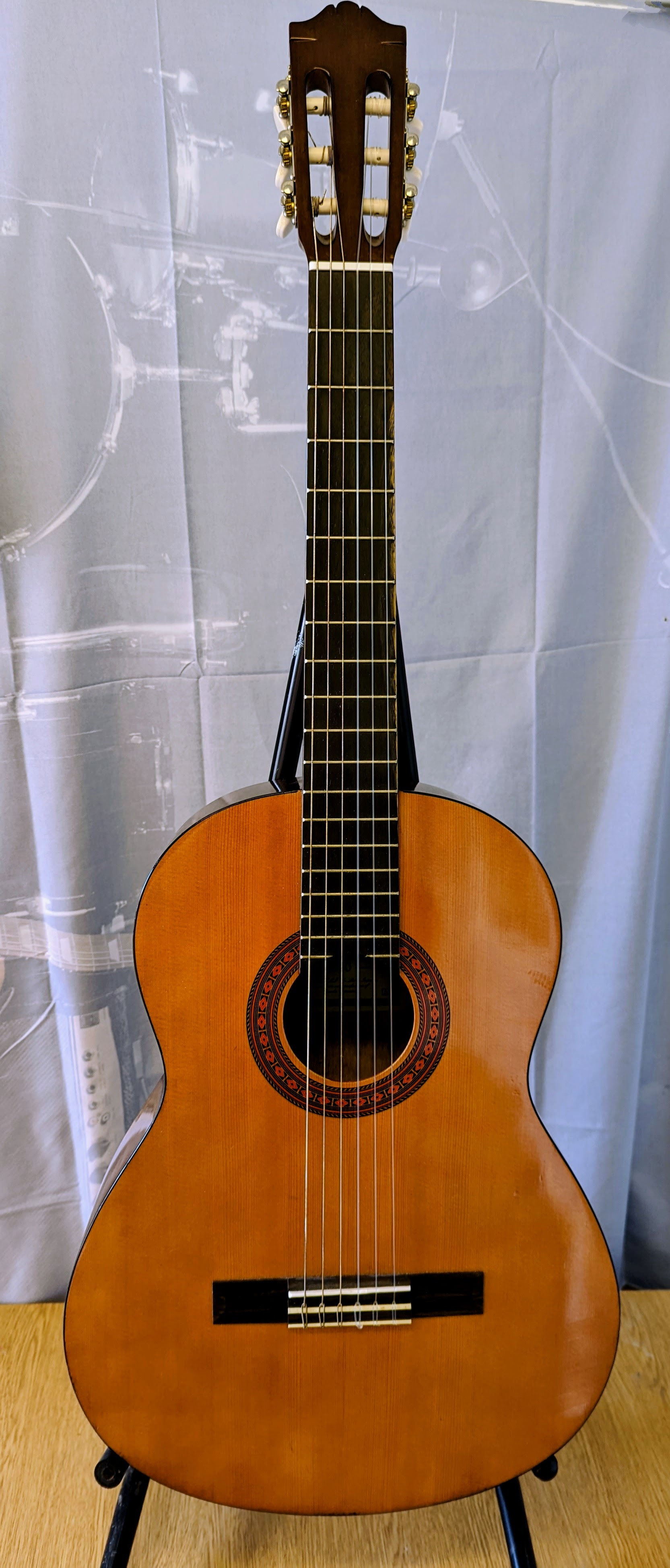 Yamaha C40 Classical Guitar