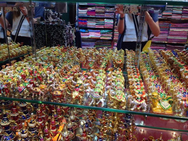Lots and lots of tiny camels