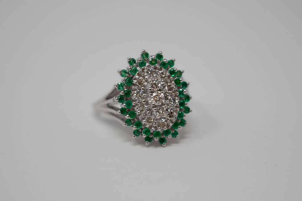 14k White Gold Diamond & Green Diamond Cluster Ring