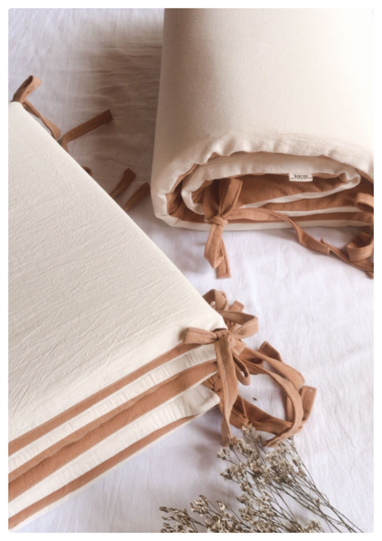 Chichonera cuna, camel y crudo