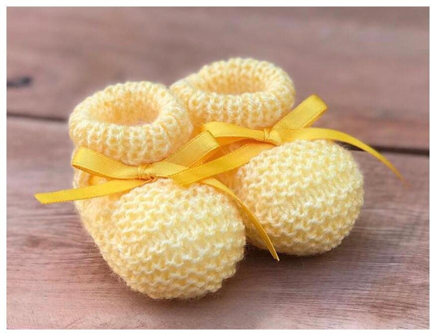 Escarpín amarillo