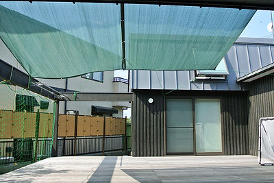 夏場にかけるオーニング