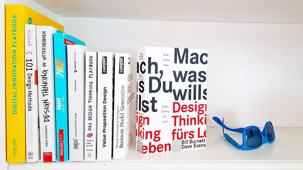 Bücherregal