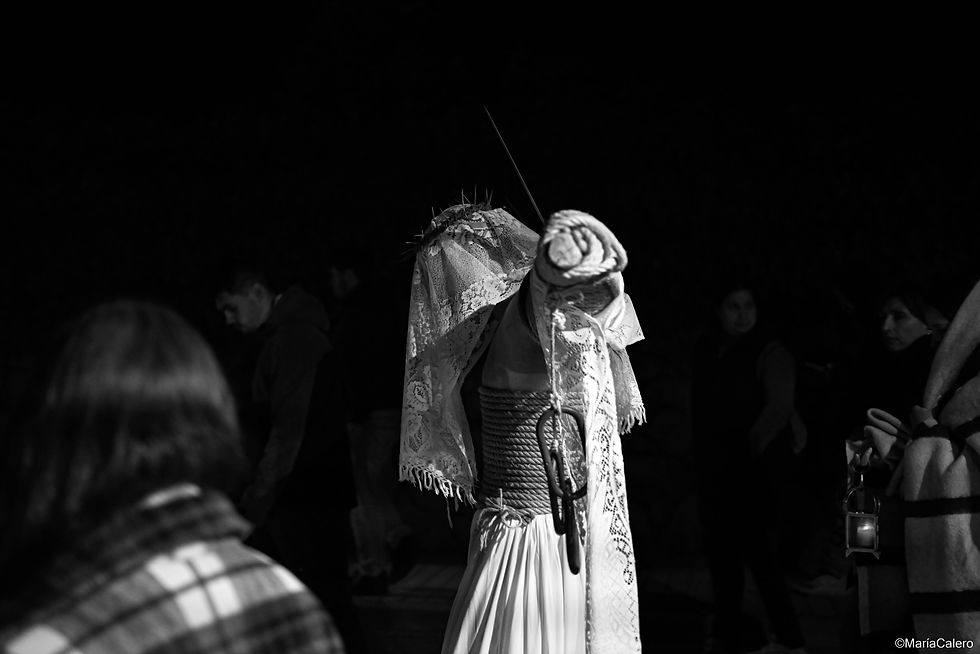 Empalao en su penitencia/ Maria Calero