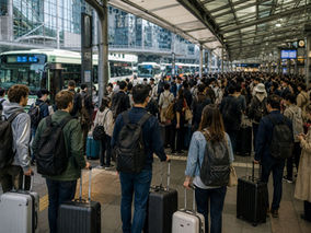外国人の京都観光を快適に!バス持ち込みトラブルを防ぐ安い荷物配送サービスと英語対応🔤🌸