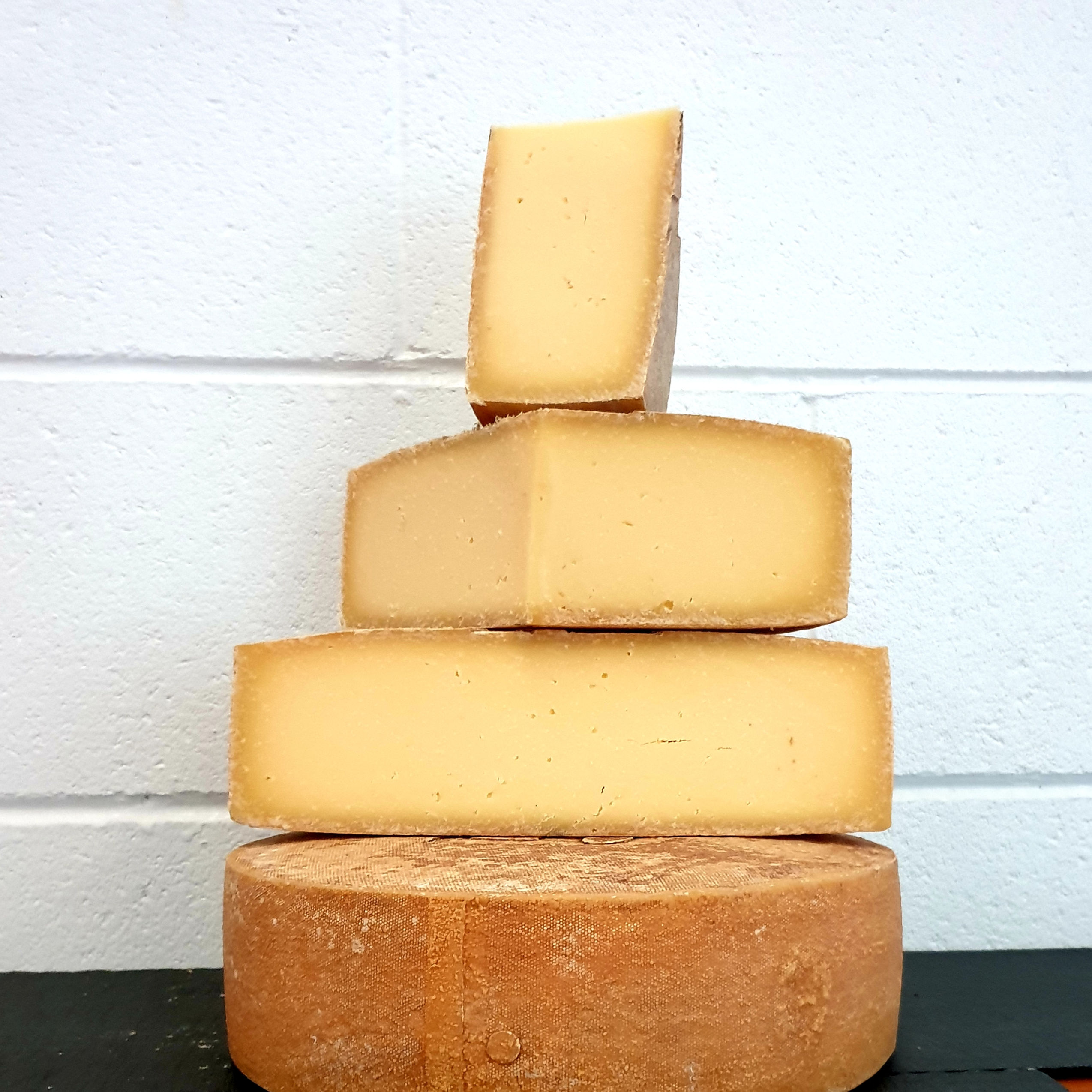 Section 28 La Saracca (Raw Milk)