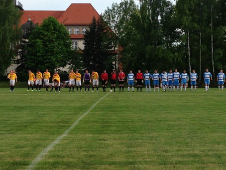 Klaffenbach verliert müden Feierabendkick