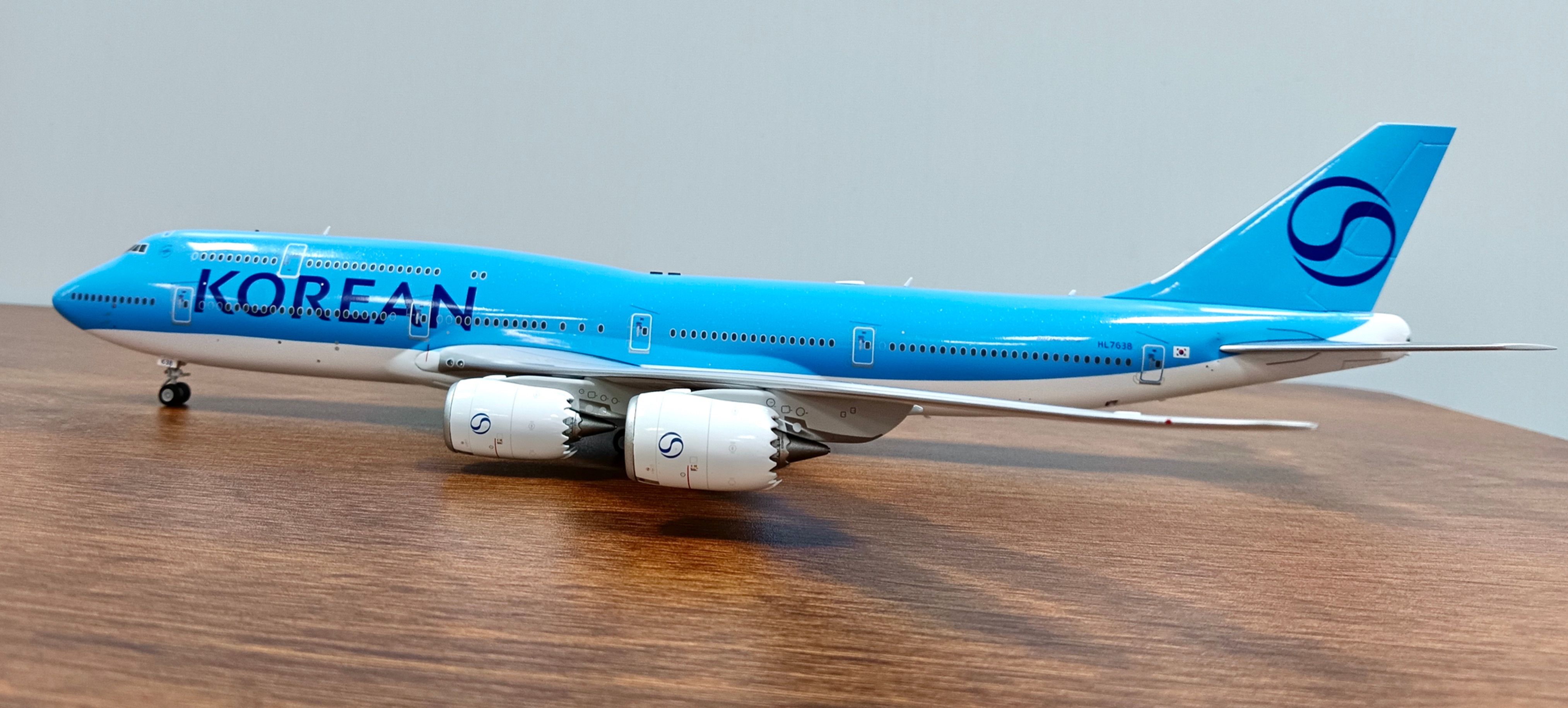 L2179-B747-8 Korean Air NewColors ,Similar looking , new details