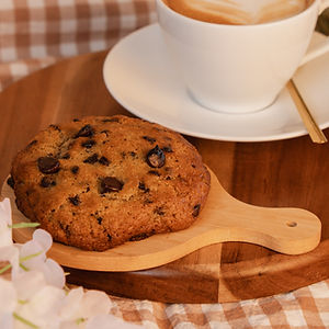 CHOCOLATE CHIP COOKIE WITH NUTELLA