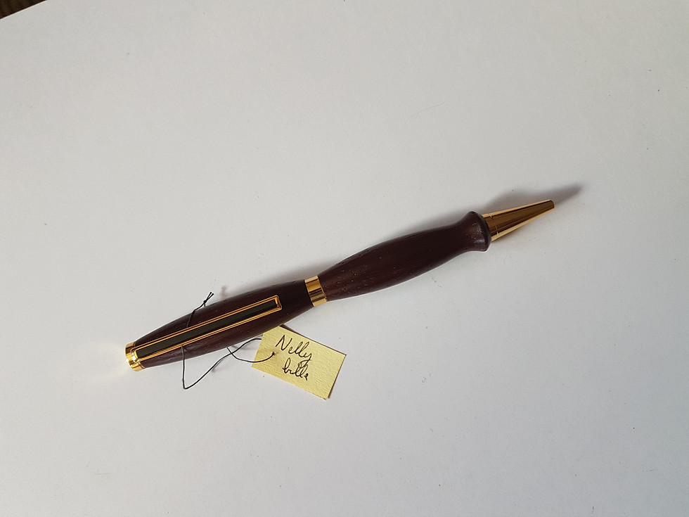 Miniature : Nelly bille en bois de Noyer sombre
