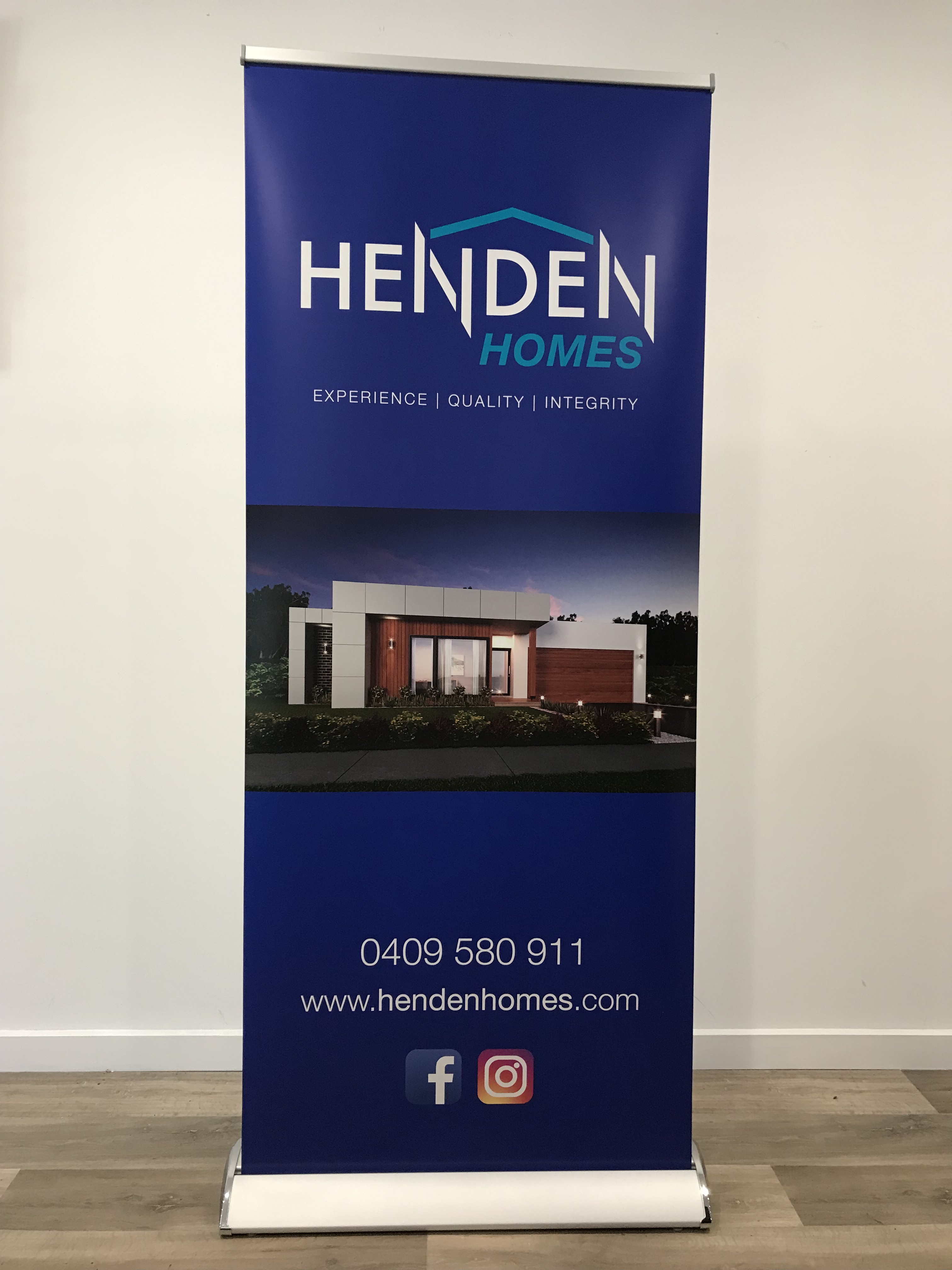 Henden Homes Retractable Banner