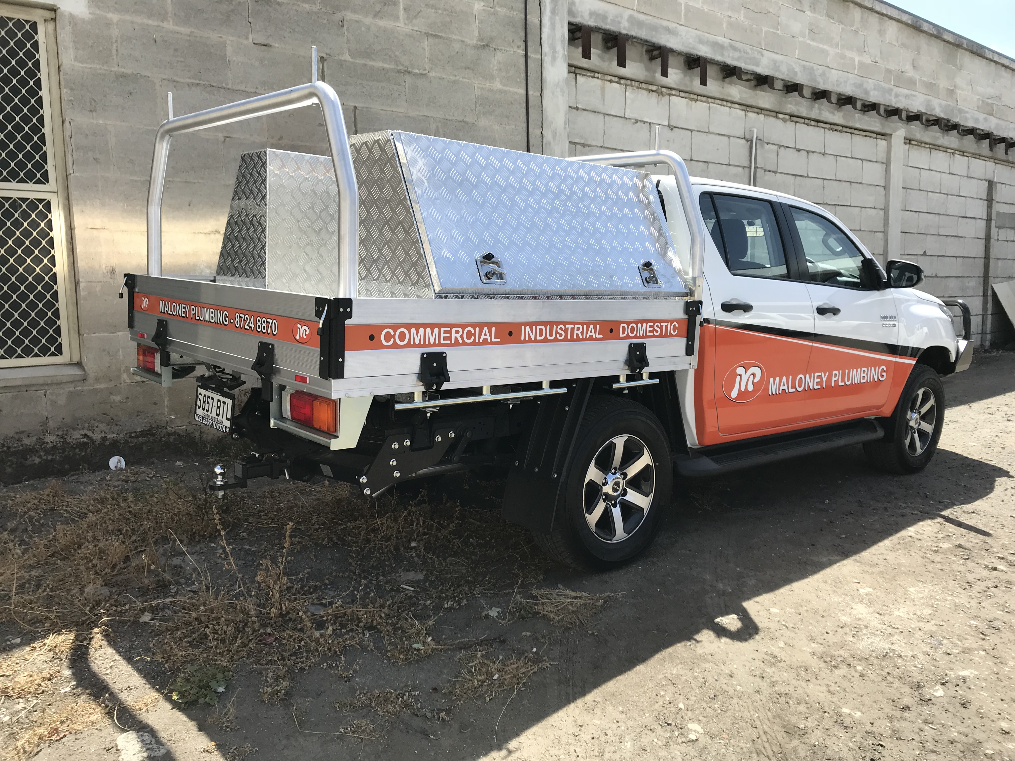Maloney Plumbing Utes