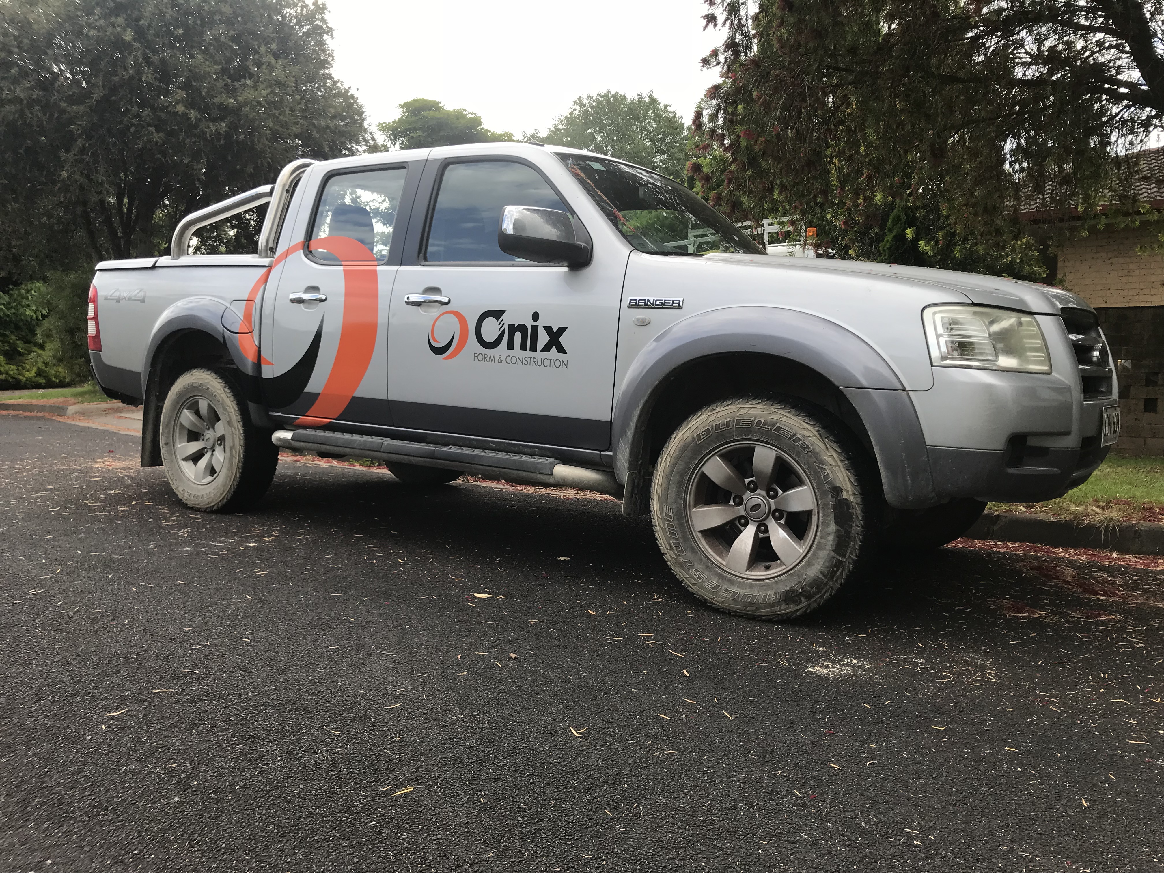Onix Construction Ute Signage