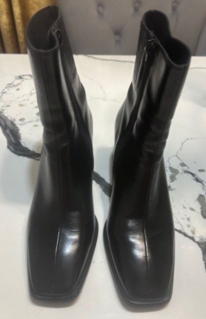 Jeffrey Campbell Fly Boots