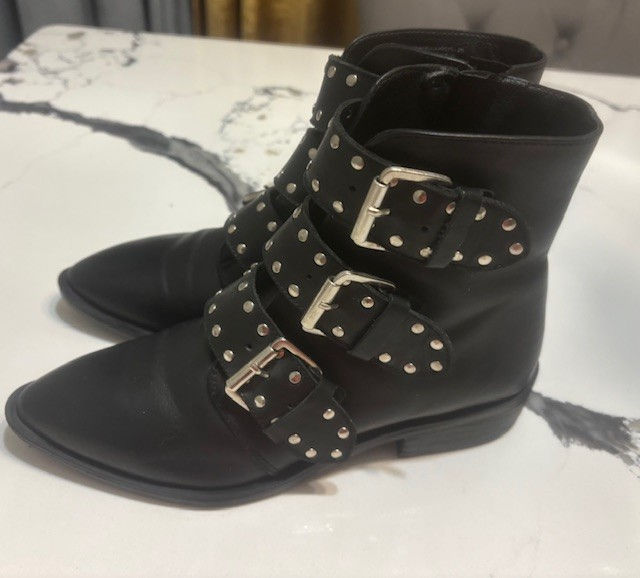 Thumbnail: Steven New York Boots Studded Life