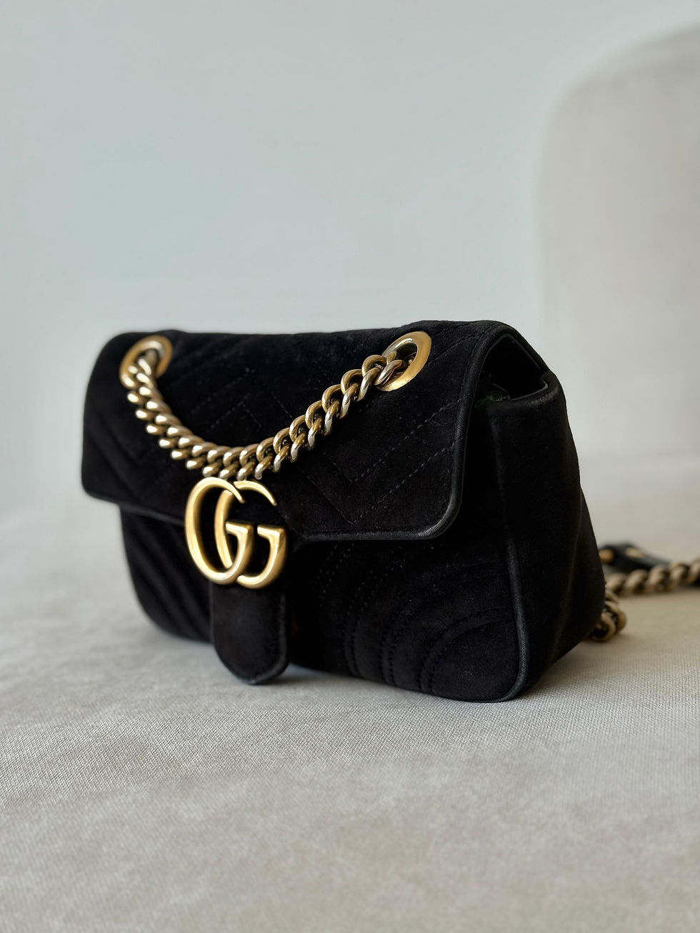 Miniatura: Gucci Velvet Marmont Black Flap Bag
