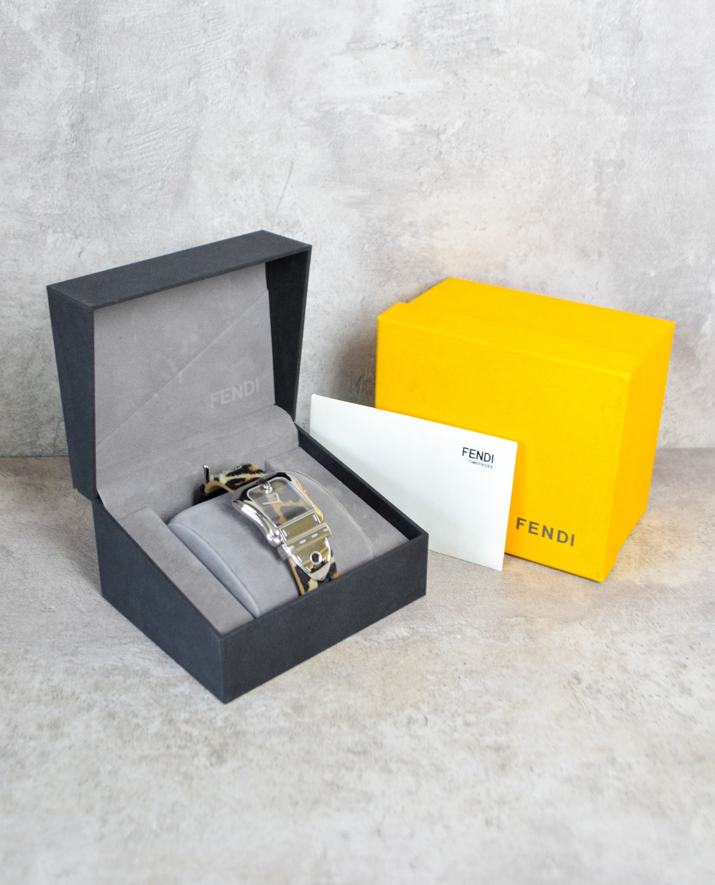 Reloj Fendi animal print 