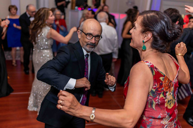 Documentary Style Wedding Photography at Trump National Golf Club in Washington DC by Virginia Wedding Photographer and Washington DC Wedding Photographer Emily Farewell