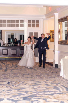 Documentary Style Wedding Photography at Trump National Golf Club in Washington DC by Virginia Wedding Photographer and Washington DC Wedding Photographer Emily Farewell