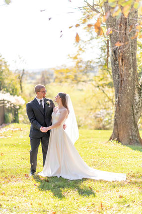 Wedding Photography in Leesburg, Virginia by Virginia Wedding Photographer Emily Farewell