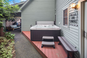 Bolton Beach House Vacation Rental