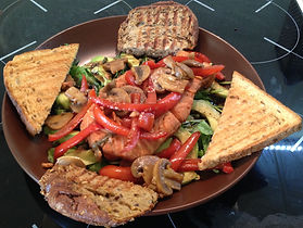 Plate - Dinner - Salmon steak, avo, vegg