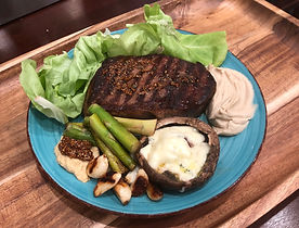 Plate - Dinner - Steak, portabello, garl