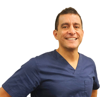 Dr, Roberto Aliaga_edited.png