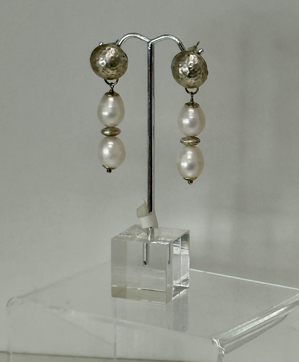 Thumbnail: Pearl drop earrings with hammered silver posts