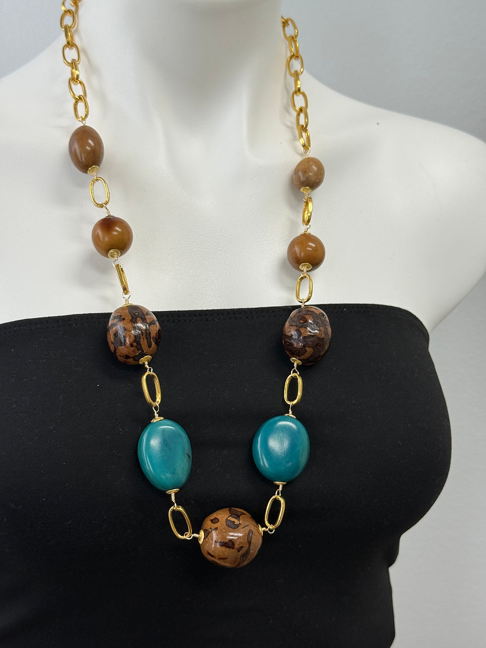 Thumbnail: Tagua and paperclip chain necklace 