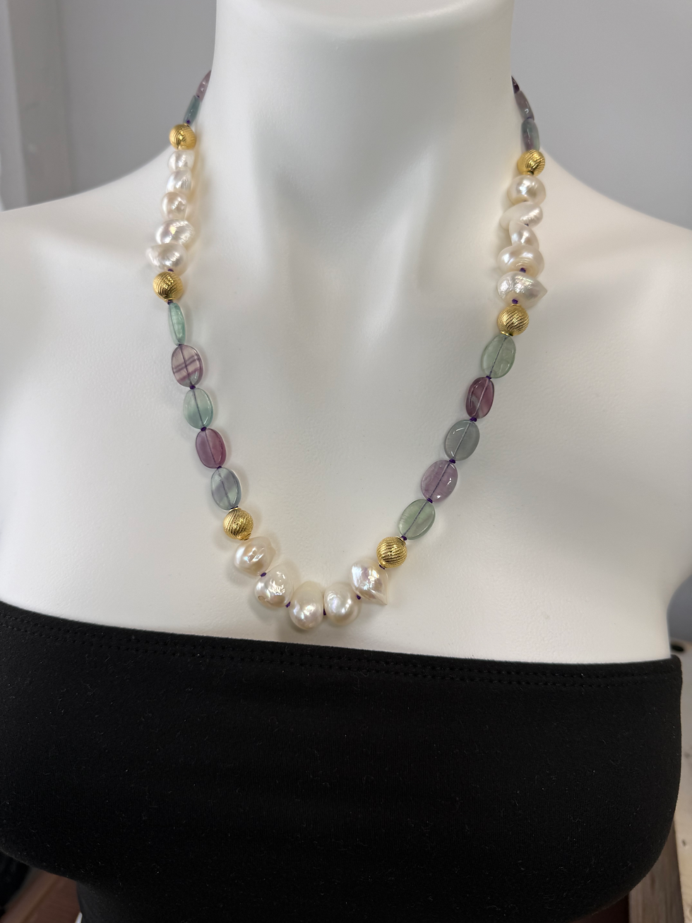 Thumbnail: Fluorite and Pearls with a gold touch 
