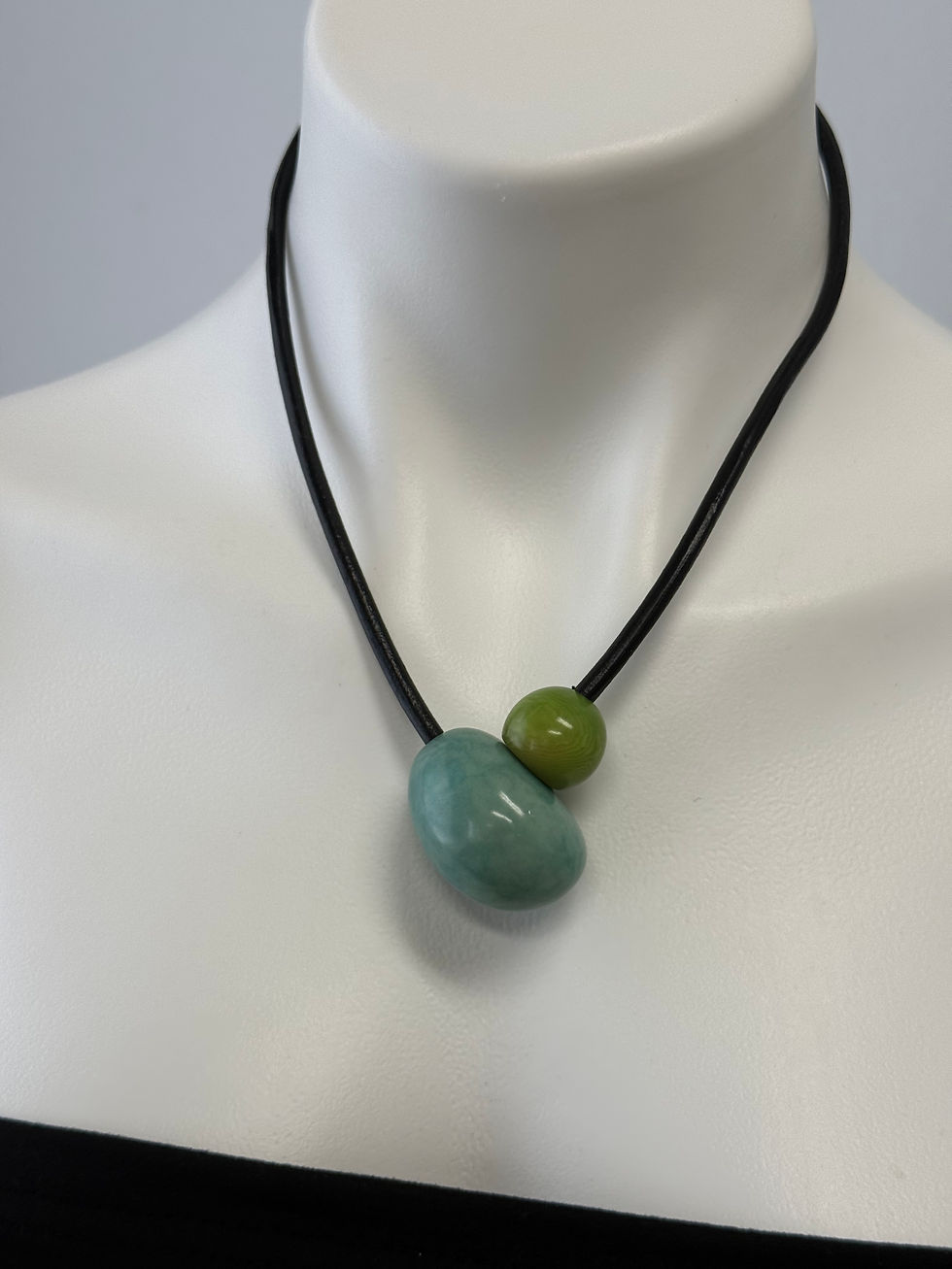 Thumbnail: Magnetic Tagua Leather necklace 