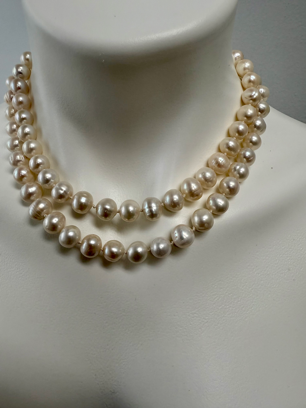 Thumbnail: Freshwater Pearls long necklace 