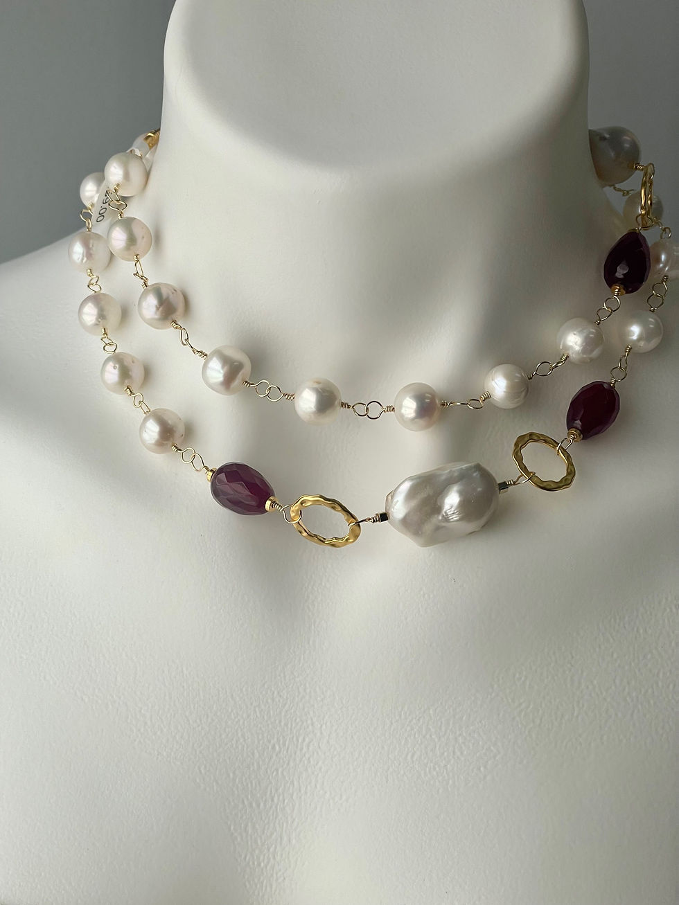 Thumbnail: Garnet and Pearl necklace with Baroque accent