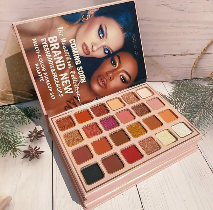 Thumbnail: Cutesy Bundles Ultimate Color Collection – Multi-Layered Eyes, Face & Lips Palet