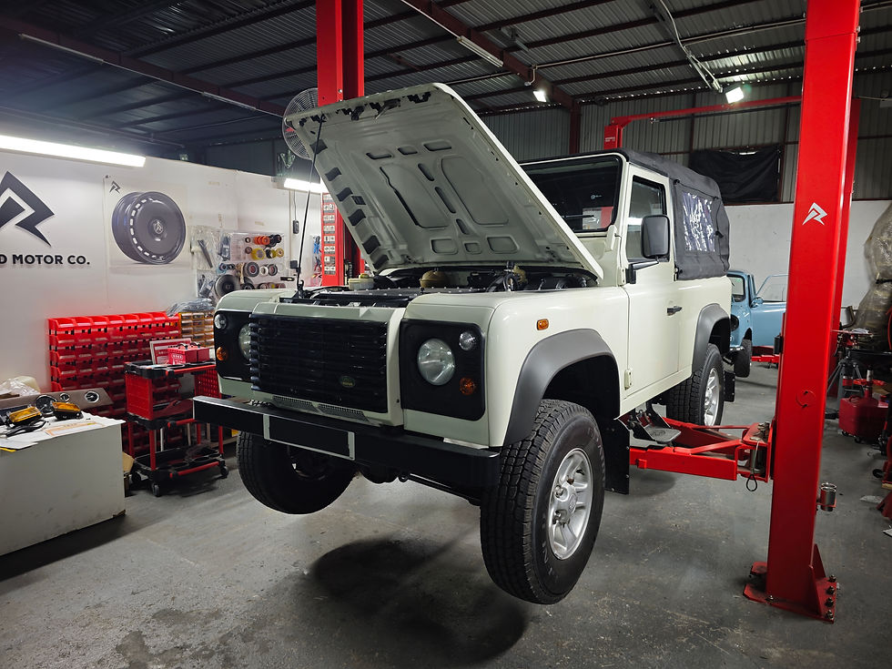 LR Defender