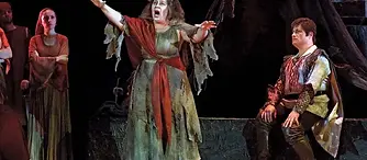 Performance-trovatore-Il-Giuseppe-Verdi-2011.webp
