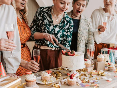 Stay Young: Alternative Holistic Methods of Fighting Aging