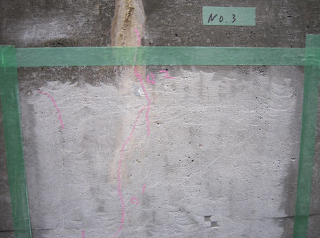 No.3クラック調査-1.JPG