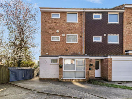 4 Bedroom End of Terrace for Sale, The Rise, High Wycombe, HP13