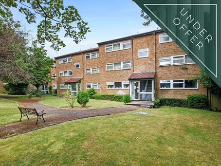 UNDER OFFER - 1 Bedroom Apartment for Sale, Steeplands, Bushey, WD23